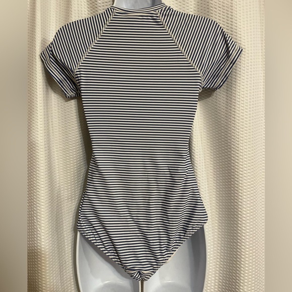 Sea Level Australia blue & white striped one piece swimsuit size 4 - Picture 3 of 7